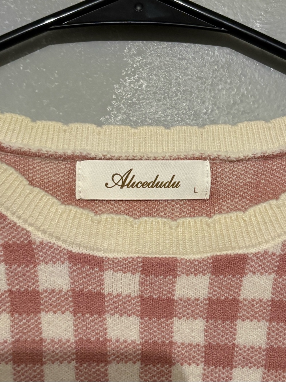 Checked Pink Crop Knit Top with Bow Accent - Picture 2 of 3